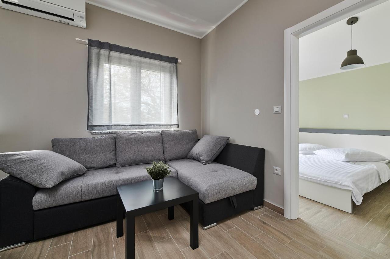 Dvori Apartment