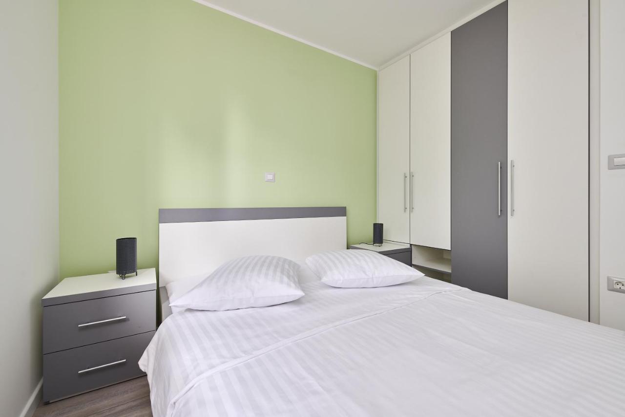Apartment Dvori Basanija